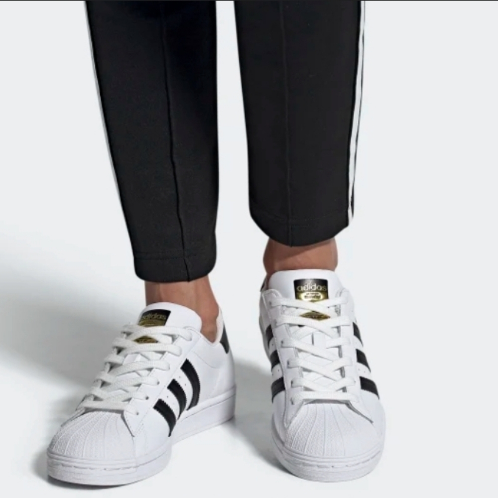 Streetwear Staple Adiddas Superstar All OOTD  🔥 with these.  Steppin proud